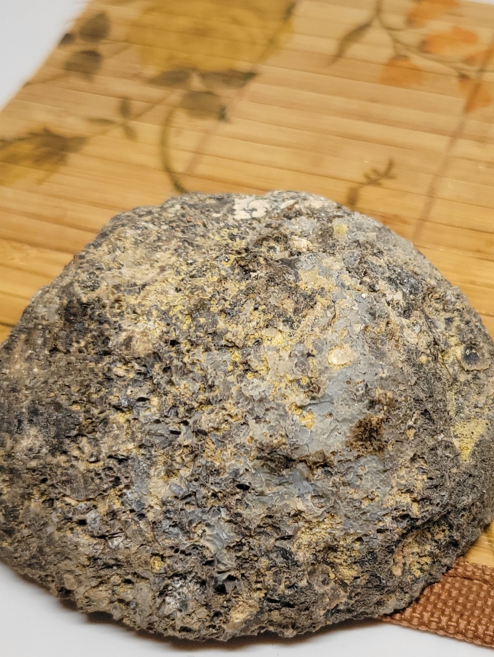 Pretty Geode 3.5" - Picture 4 of 11